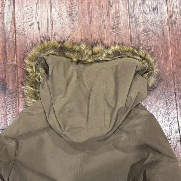 Large LOVE TREE Military Green Hooded Fur Coat - Picture 9 of 12